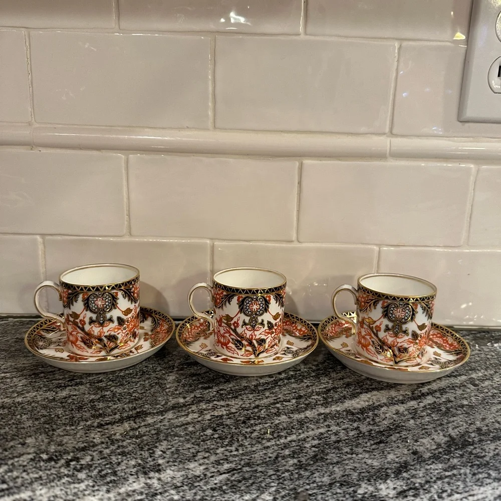 Set of 3 Royal Crown Derby Old Imari #326 Teacup Saucer Red Blue Gold - Picture 5 of 7